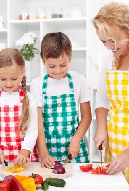 Initier son enfant à la cuisine