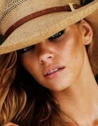 Vaut-il mieux regarder des séries en VF, VOST ou VO ?