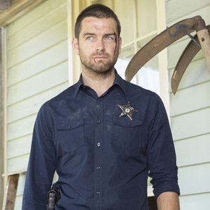 antony-starr-banshee