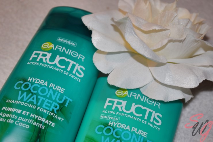 On vous présente la gamme Coconut Water de Fructis, Garnier. Shampoing et après-shampoing.