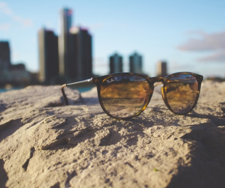 Le soleil est de retour : comment bien choisir ses lunettes de soleil ?