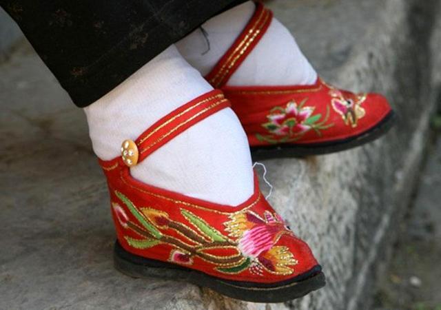 Coutume des pieds bandés en Chine