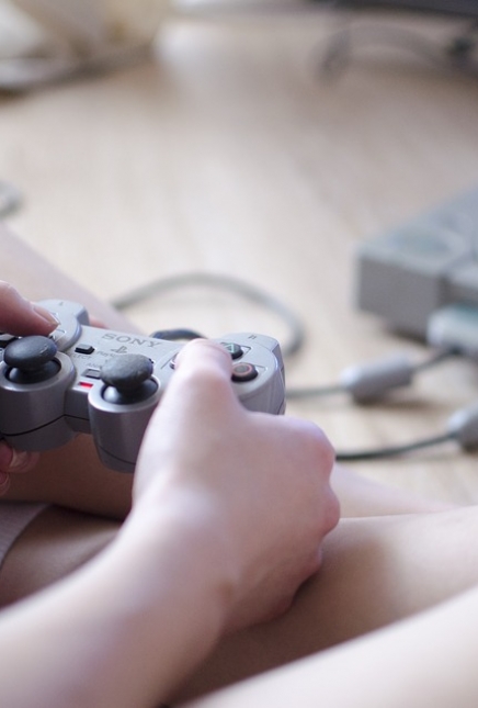 Parce que les filles aussi jouent aux jeux vidéos !