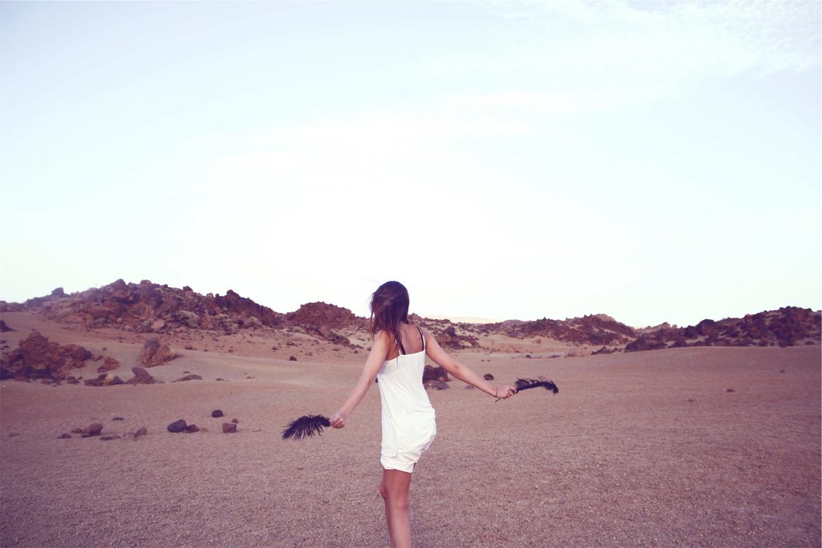 Femme aux cheveux longs