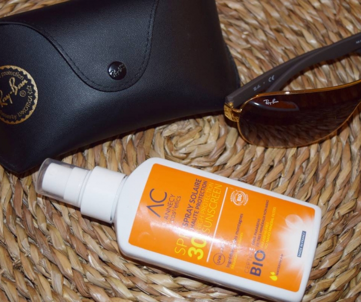 Le spray solaire Bio de chez Annecy Cosmetics