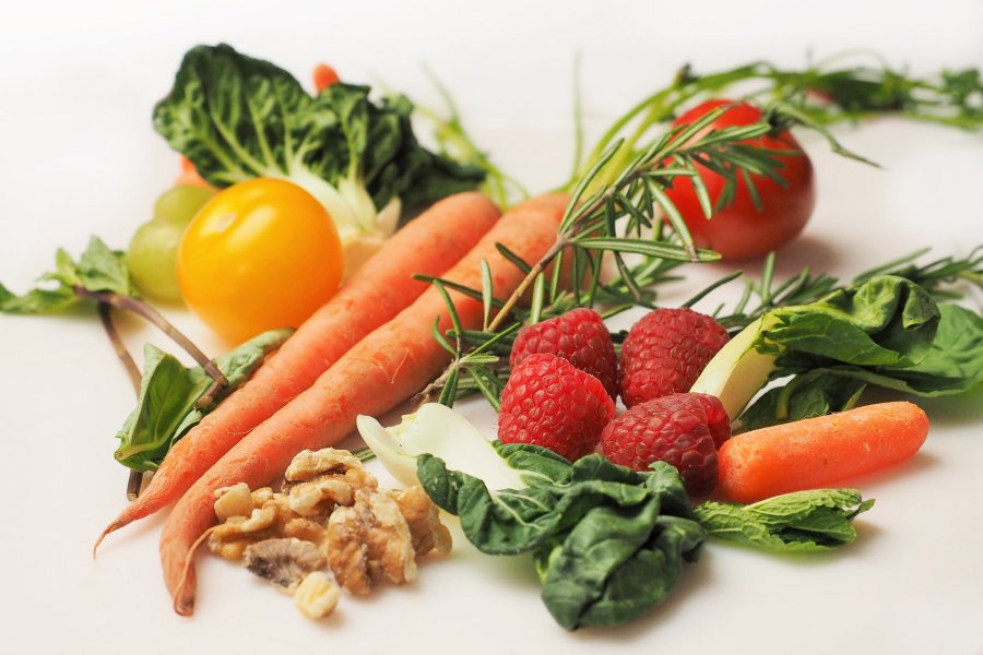 Fruits et légumes frais pour une nourriture saine