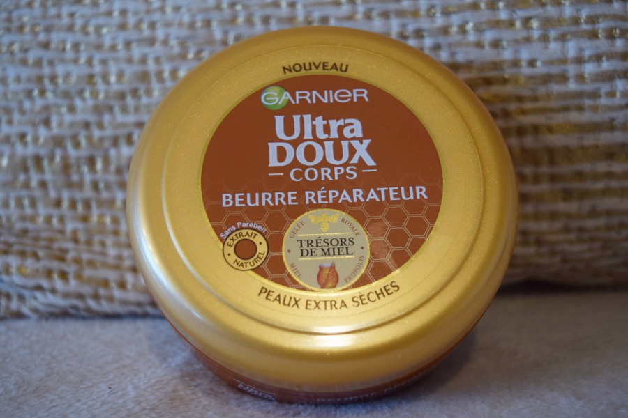 Beurre corporel nutritif et réparateur de la gamme Trésors de Miel de Garnier