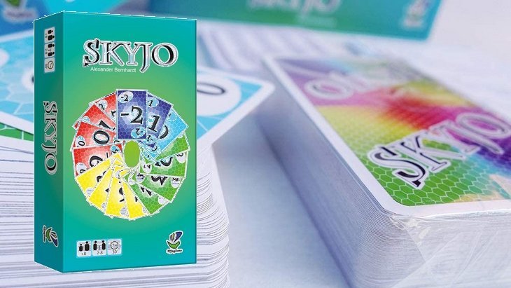 Skyjo, jeu de société numéro 1 des ventes, cadeau idéal pour Noël
